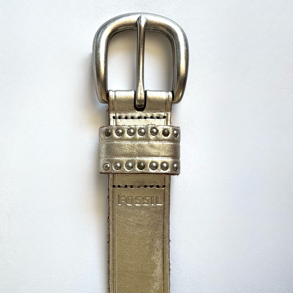 Fossil Genuine Leather Studded Belt Women’s Sz M - Champagne Gold, Silver Buckle - Picture 4 of 7
